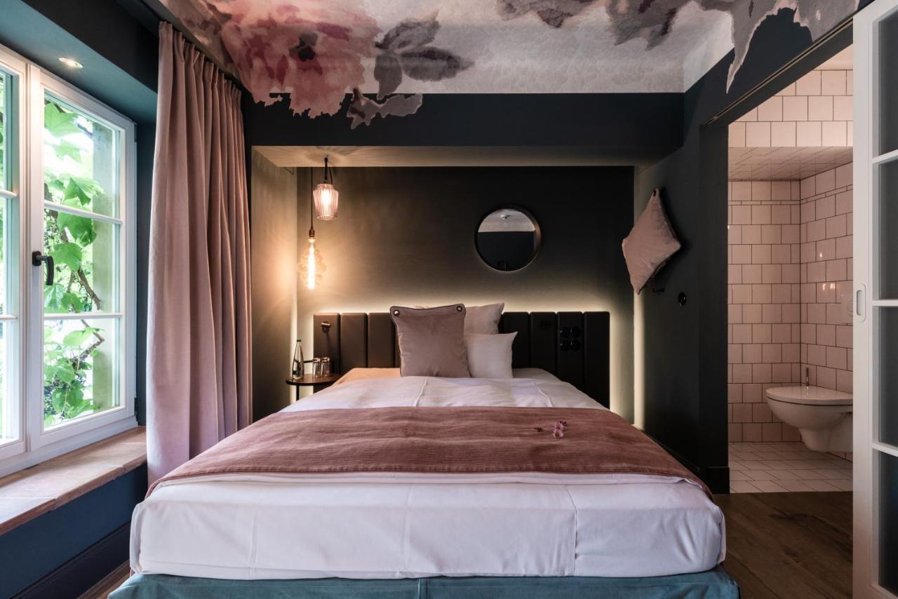 Hotel / Weingut Meintzinger Frickenhausen am Main Kültér fotó