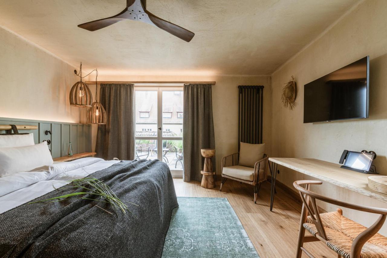 Hotel / Weingut Meintzinger Frickenhausen am Main Kültér fotó