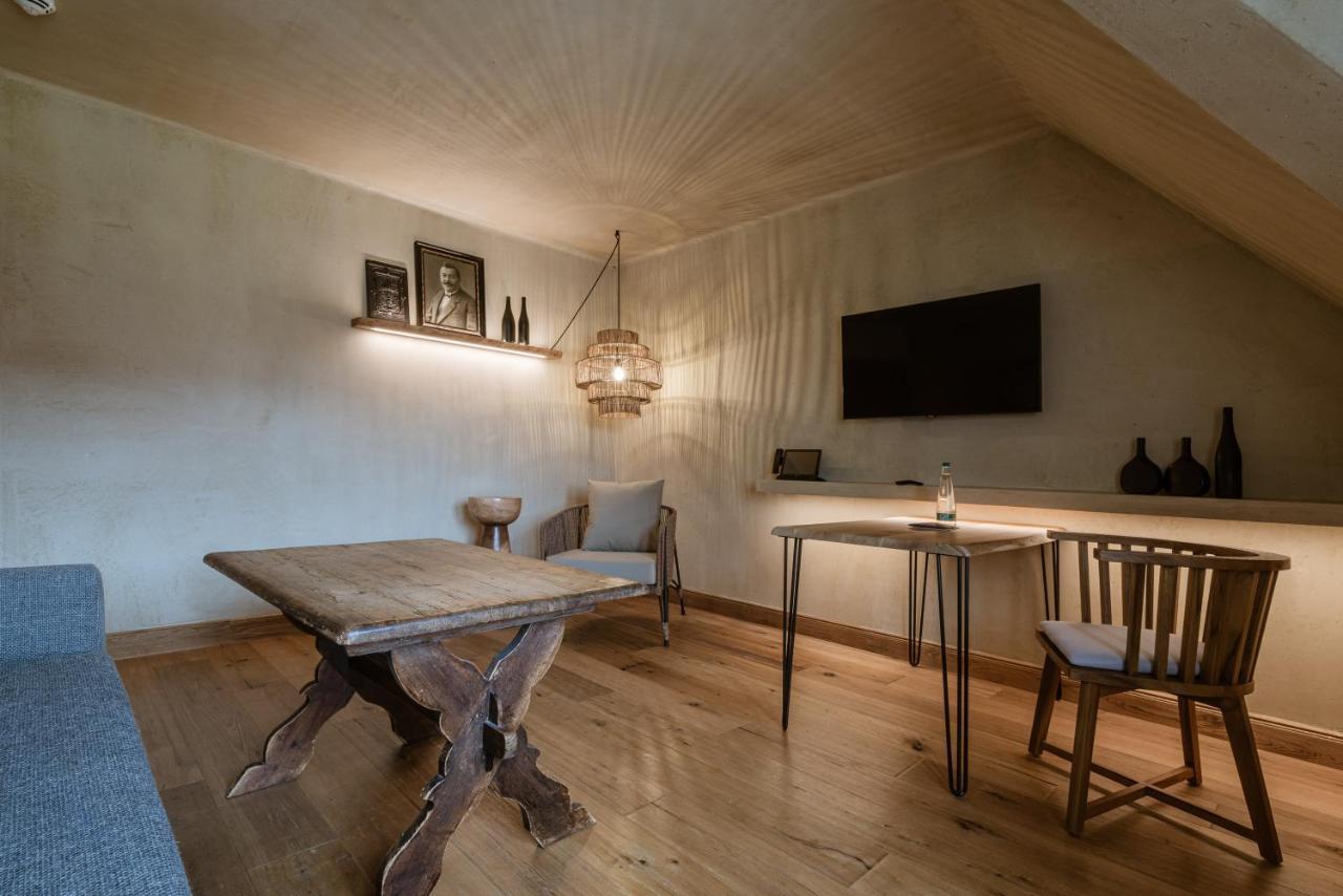 Hotel / Weingut Meintzinger Frickenhausen am Main Kültér fotó
